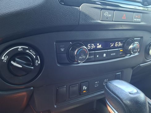 Certified 2024 Nissan Frontier PRO-4X w/ Technology Package AWD/4WD image 15