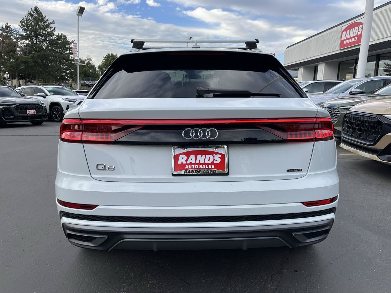 Used 2022 Audi Q8 Premium Plus AWD/4WD image 8