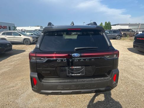 Used 2026 Subaru Outback Limited AWD/4WD image 13