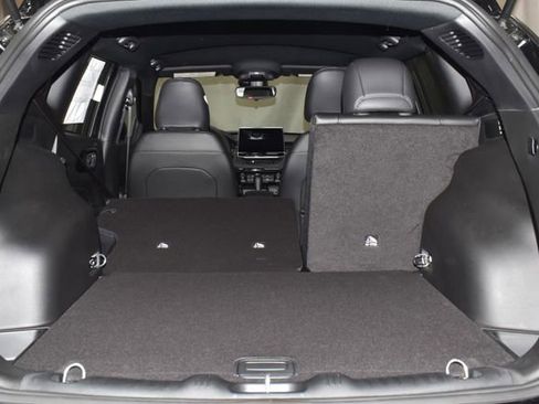 New 2026 Jeep Compass Latitude image 28