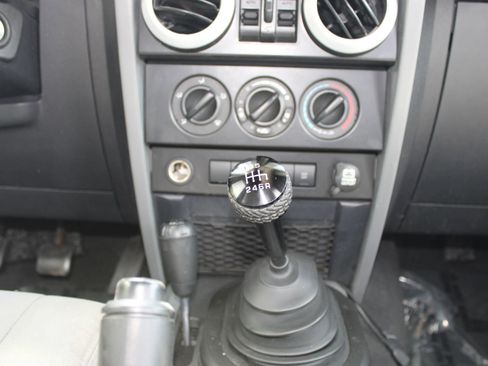 Used 2008 Jeep Wrangler Unlimited Sahara w/ Trailer Tow Group AWD/4WD image 10