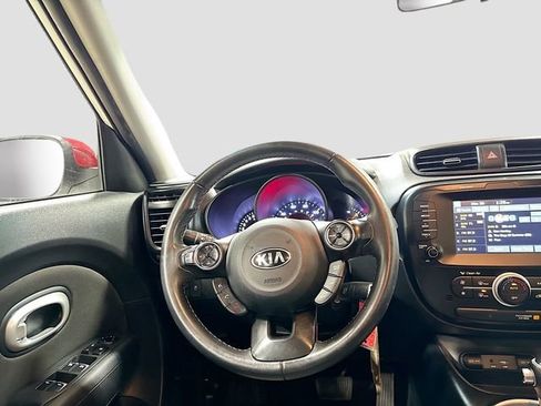 Used 2019 Kia Soul + FWD image 21