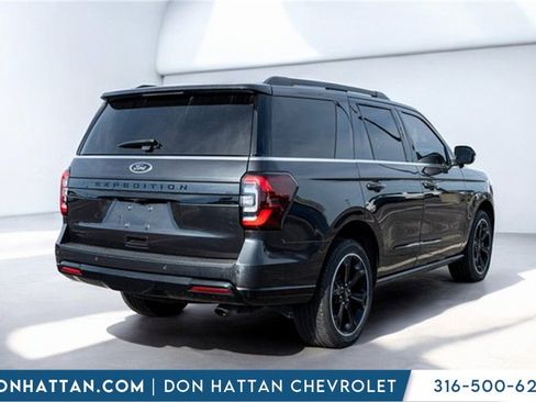 Used 2023 Ford Expedition Limited image 39