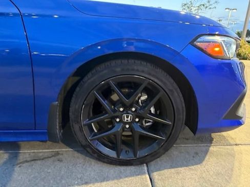 Used 2024 Honda Civic Sport image 8