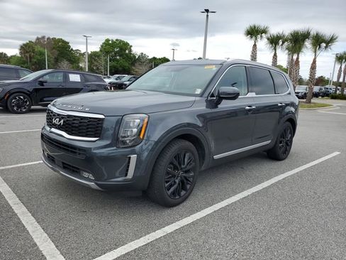 Certified 2022 Kia Telluride SX w/ Towing Package image 2