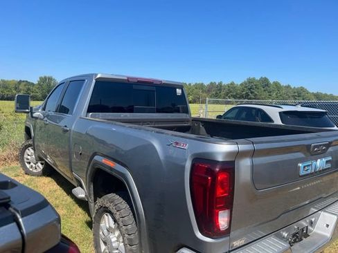Used 2024 GMC Sierra 2500 SLE w/ SLE Value Package; AWD/4WD image 7