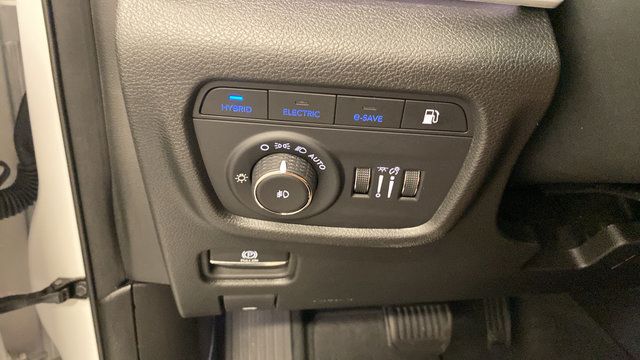 Used 2024 Jeep Grand Cherokee Limited 4xe AWD/4WD image 25