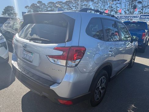 Used 2021 Subaru Forester Premium w/ Popular Package #1 AWD/4WD image 5