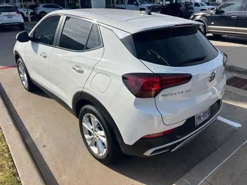 Used 2023 Buick Encore GX Preferred w/ Cold Weather Comfort Package FWD image 4