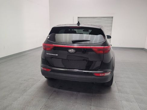 Used 2018 Kia Sportage LX FWD image 7