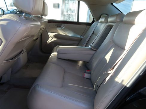 Used 2007 Cadillac DTS Luxury I image 7