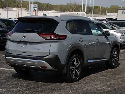Certified 2023 Nissan Rogue Platinum FWD image 10