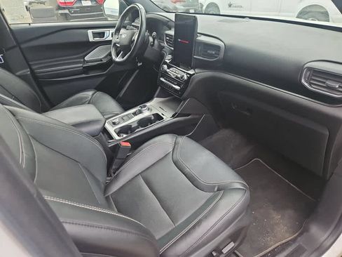 Used 2022 Ford Explorer ST w/ Equipment Group 401A AWD/4WD image 14