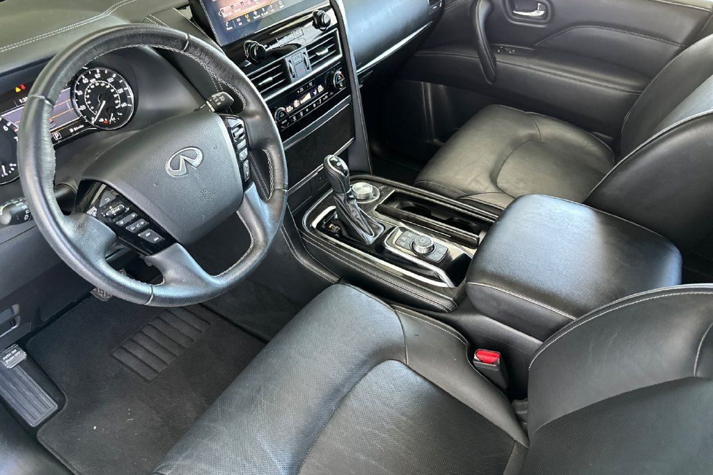 Used 2022 INFINITI QX80 Luxe w/ Cargo Package AWD/4WD image 4