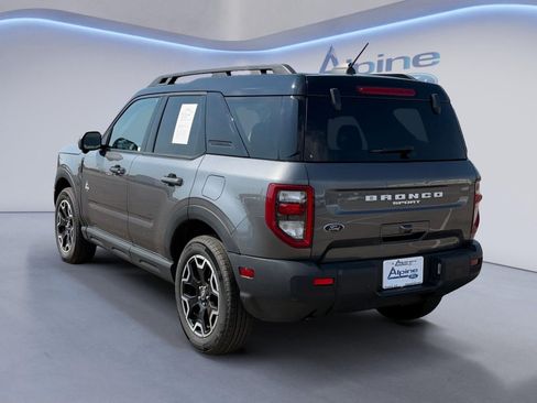 Used 2025 Ford Bronco Sport Outer Banks w/ Outer Banks Tech Package+ AWD/4WD image 3
