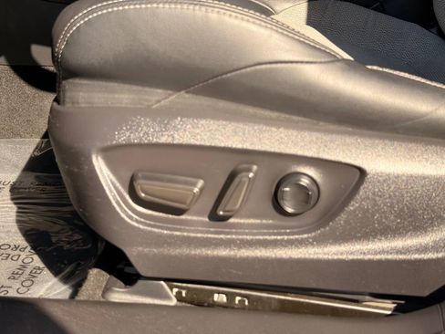 Used 2022 Toyota Corolla XSE image 23