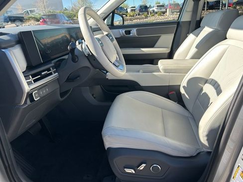 Used 2025 Hyundai Santa Fe SEL AWD/4WD image 23