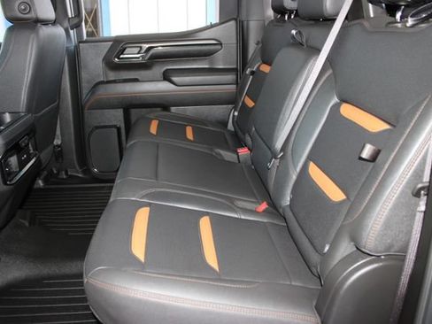 Used 2023 GMC Sierra 1500 AT4 w/ AT4 Premium Package AWD/4WD image 28
