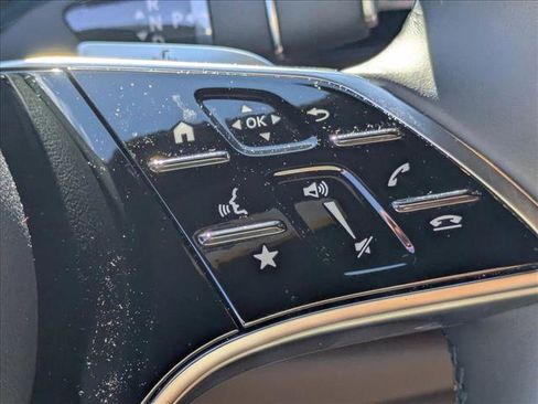 Used 2023 Mercedes-Benz E 450 4MATIC Sedan image 15