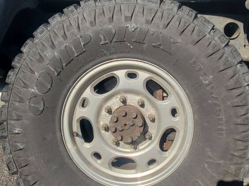 Used 2007 Chevrolet Silverado 2500 LT w/ 1LT Convenience Package image 8