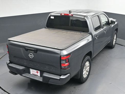 Certified 2022 Nissan Frontier SV image 33