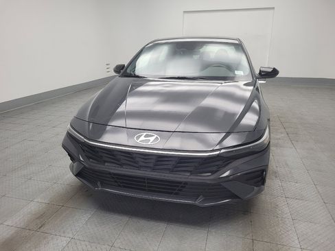 Used 2025 Hyundai Elantra Sport image 15