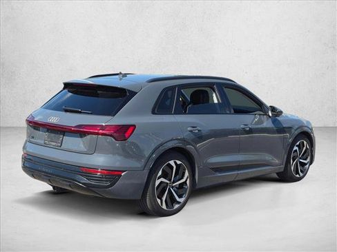 Certified 2024 Audi Q8 e-tron Premium Plus AWD/4WD image 5