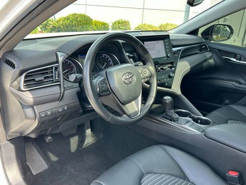 Used 2023 Toyota Camry SE w/ Convenience Package FWD image 18
