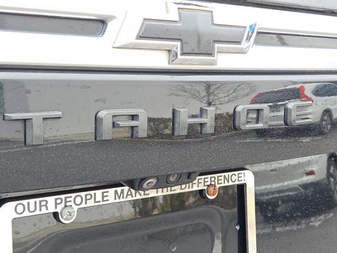 Used 2021 Chevrolet Tahoe High Country w/ Premium Package AWD/4WD image 17