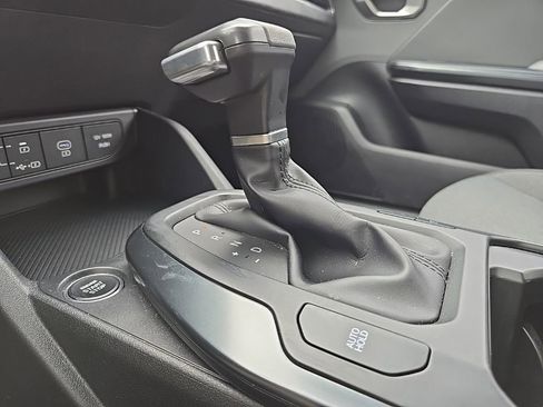 Certified 2025 Kia K4 FWD image 25