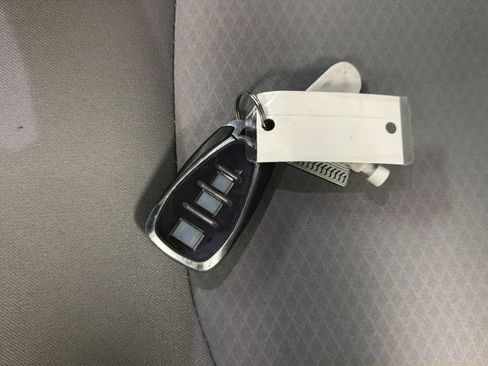Used 2017 Chevrolet Malibu LS FWD image 24