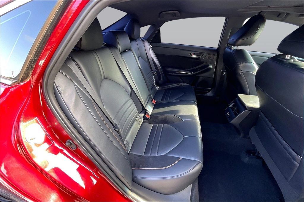 Used 2019 Toyota Avalon XSE FWD image 27