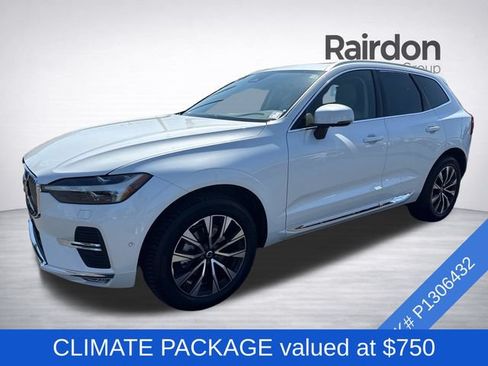 Used 2023 Volvo XC60 B5 Plus w/ Climate Package AWD/4WD image 3