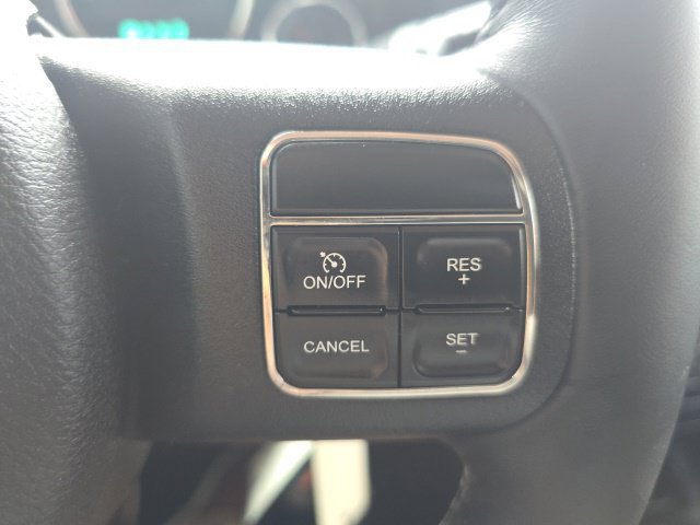 Used 2014 Jeep Wrangler Unlimited Sahara w/ Connectivity Group AWD/4WD image 23