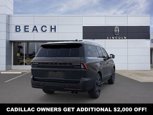 New 2026 Lincoln Navigator Reserve AWD/4WD image 8