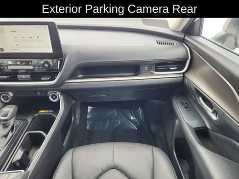Used 2024 Toyota Grand Highlander XLE image 22