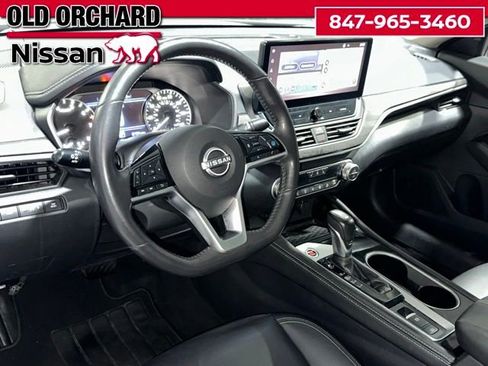 Used 2023 Nissan Altima 2.5 SL image 14