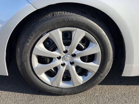 Certified 2025 Toyota Corolla LE FWD image 8