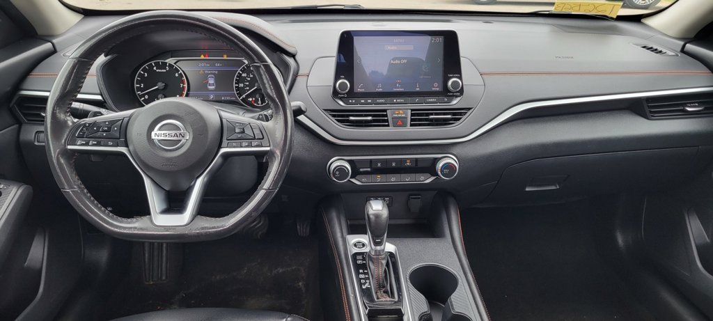 Used 2022 Nissan Altima 2.5 SR FWD image 12