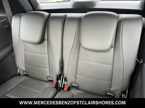 New 2025 Mercedes-Benz GLS 450 4MATIC image 16