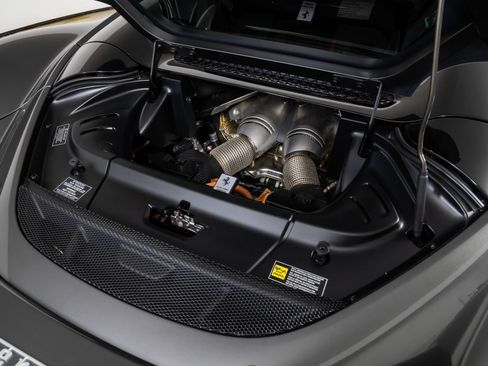 Used 2023 Ferrari 296 GTS RWD image 17