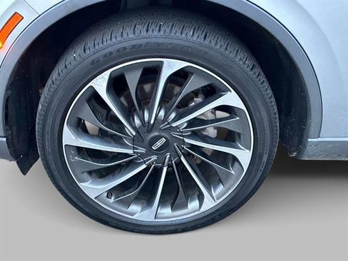 Used 2021 Lincoln Aviator Reserve w/ Equipment Group 201A image 18