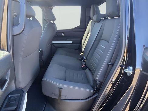 Used 2024 Toyota Tacoma TRD Off-Road image 15