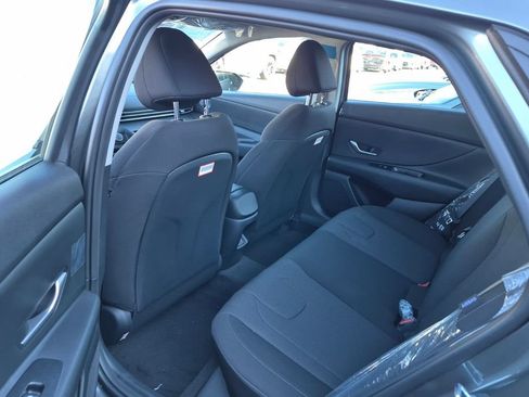 New 2026 Hyundai Elantra SE FWD image 14