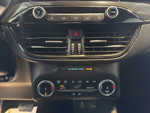 Used 2025 Ford Escape ST-Line image 15