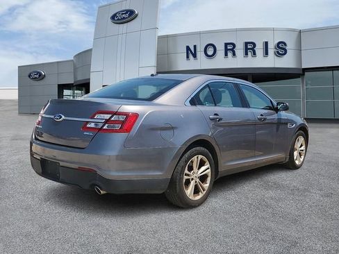 Used 2014 Ford Taurus SEL FWD image 3