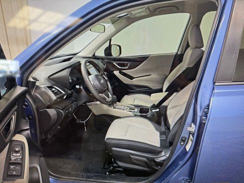 Used 2023 Subaru Forester AWD/4WD image 7