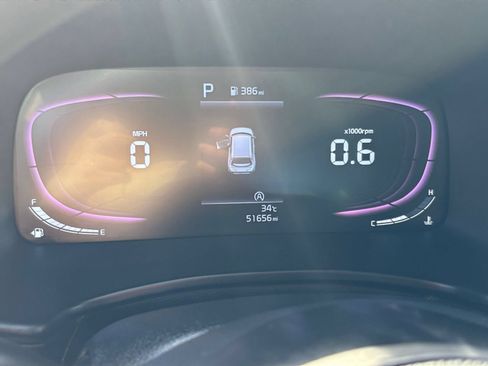 Used 2025 Kia Soul LX w/ LX Technology Package FWD image 35
