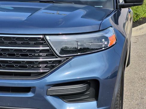 Used 2020 Ford Explorer XLT RWD image 11