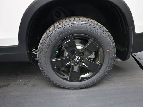 New 2026 Honda Ridgeline Black Edition image 14
